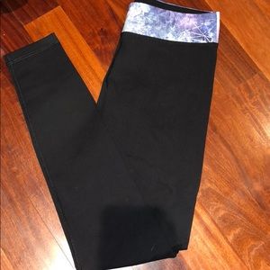 NEW Ivivva leggings